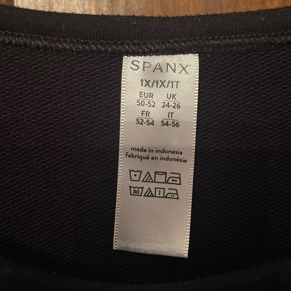 SPANX Black Perfect Length Dolman Sleeve Tunic Top size 1X - Picture 2 of 8